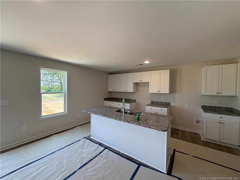 207 Baxley Dr, Dunn, NC 28334