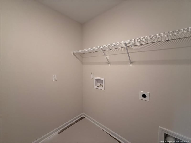 207 Baxley Dr, Dunn, NC 28334