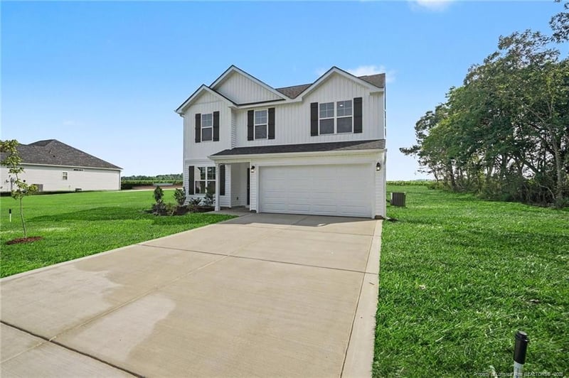 207 Baxley Dr, Dunn, NC 28334