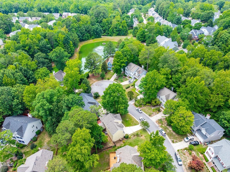 207 Bell Arthur Dr, Cary, NC 27519