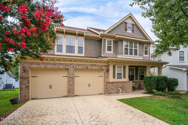 207 Bog Hill Ln, Cary, NC 27519
