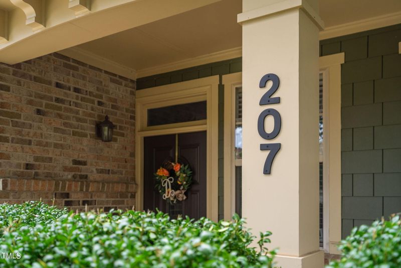 207 Bog Hill Ln, Cary, NC 27519