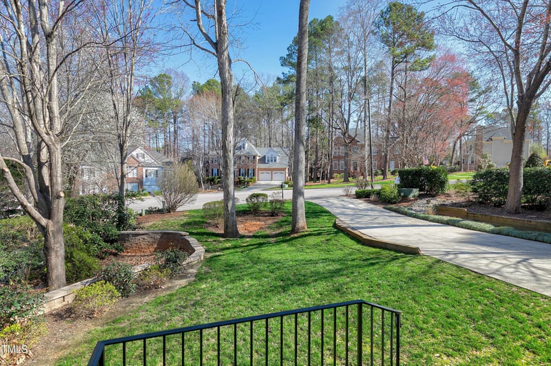 207 Camden Forest Dr, Cary, NC 27518