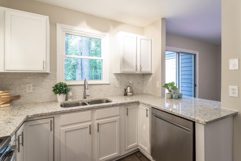 207 Candace Pl, Cary, NC 27513