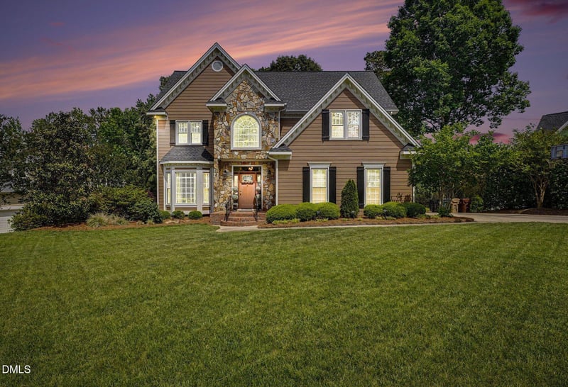 207 Cherry Laurel Dr, Clayton, NC 27527