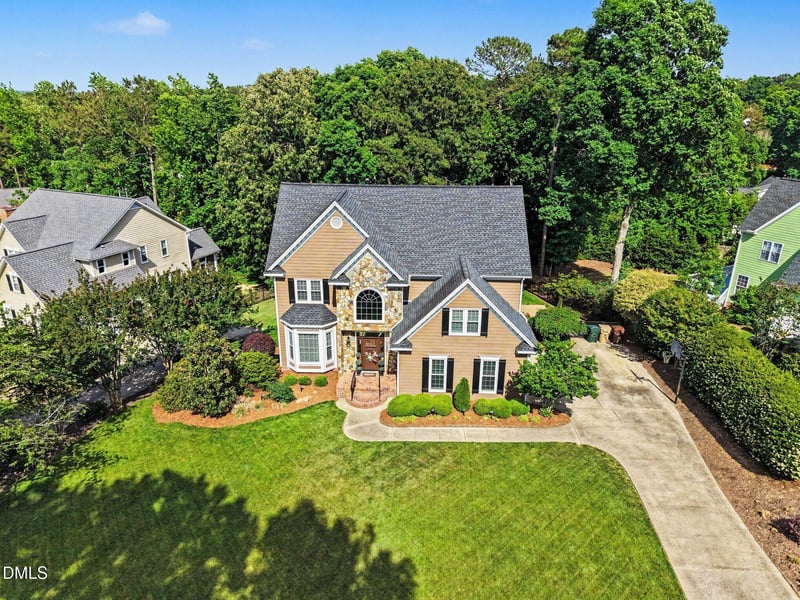 207 Cherry Laurel Dr, Clayton, NC 27527