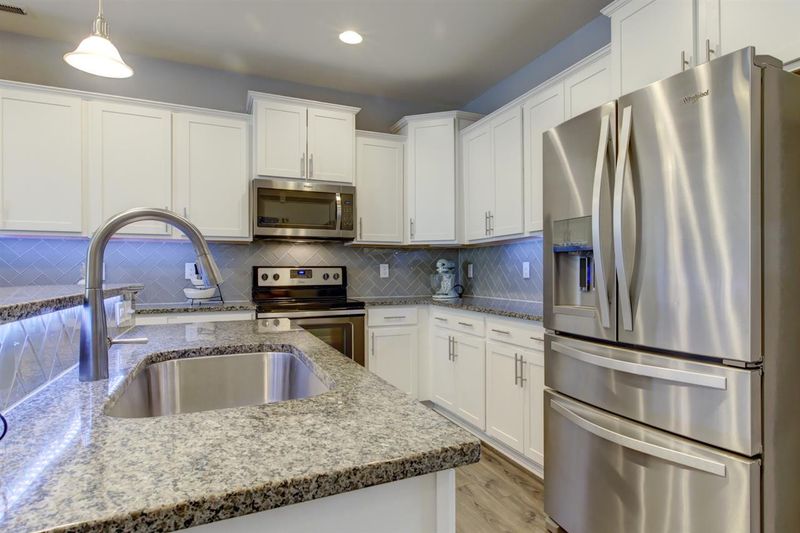 207 Cross Blossom Rd, Durham, NC 27703