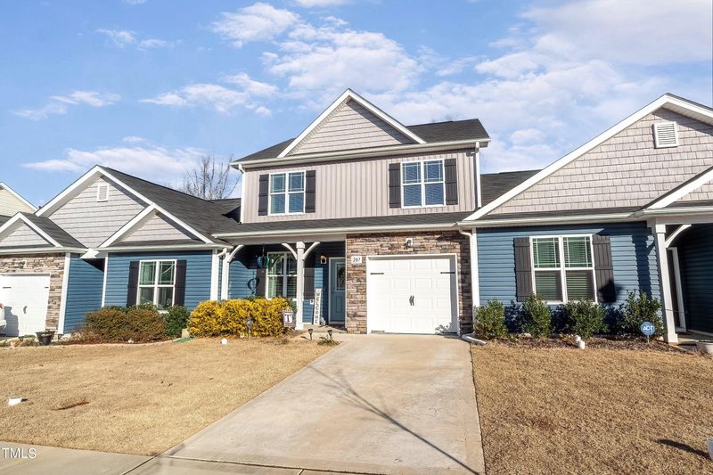 207 Cullen Ct, Clayton, NC 27520