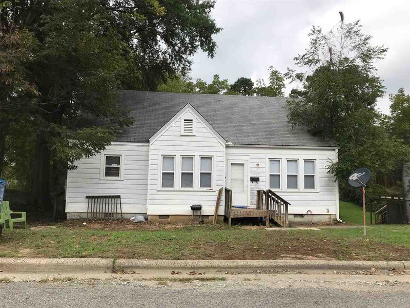 207 E Delafield Ave, Durham, NC 27704