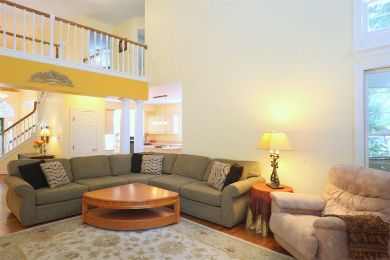 207 Firetree Ln, Cary, NC 27513