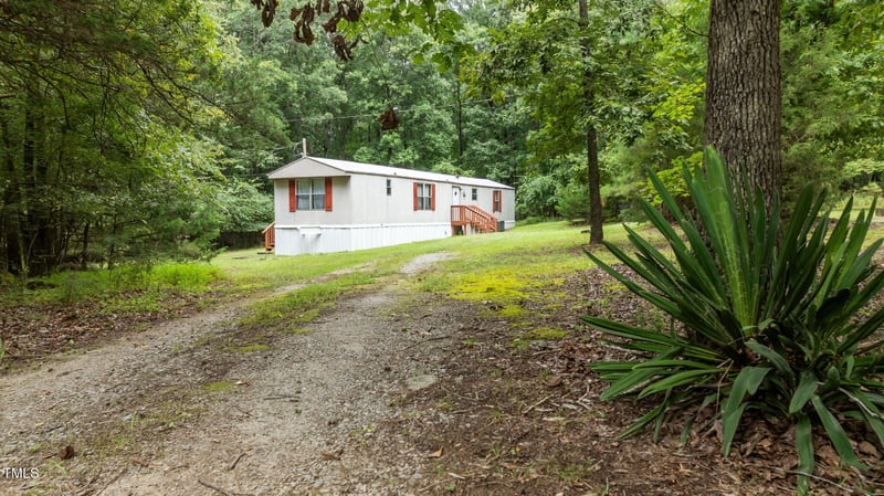 207 Flat Rock Dr, Louisburg, NC 27549
