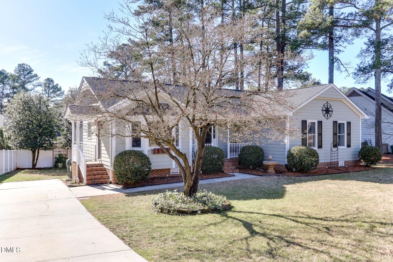 207 Foley Dr, Garner, NC 27529