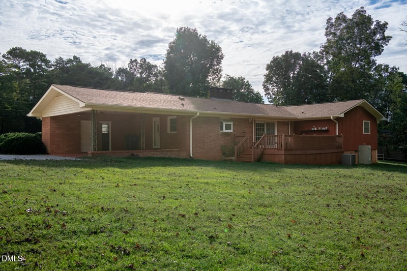 207 Forest Dr, Graham, NC 27253