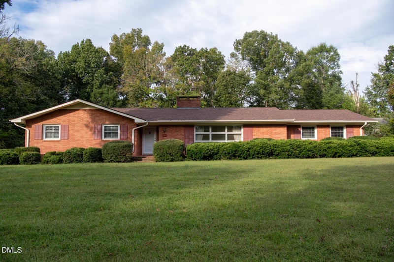 207 Forest Dr, Graham, NC 27253