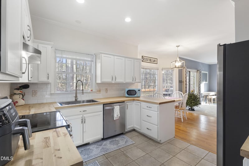 207 Forest Run Pl, Cary, NC 27518