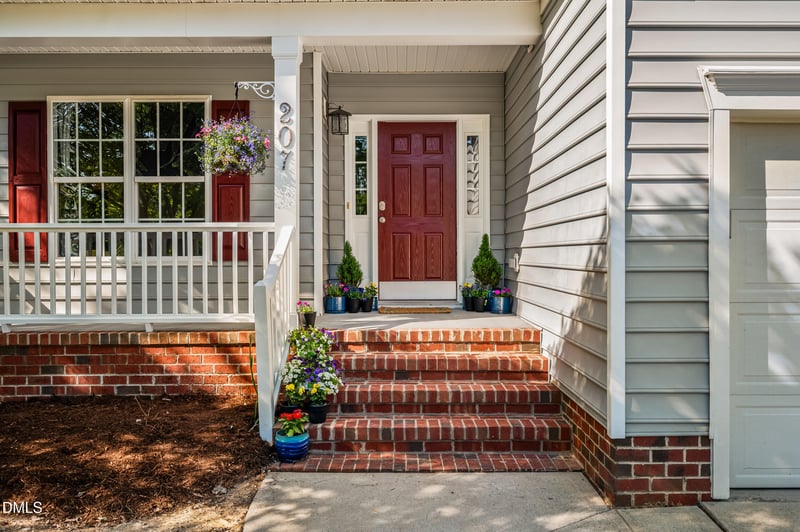 207 Governors House Dr, Morrisville, NC 27560