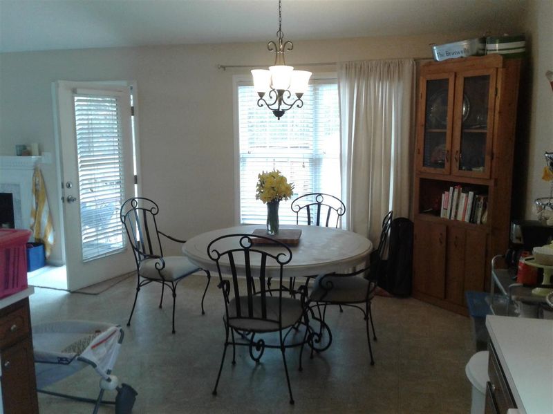 207 Gracie Ln, Clayton, NC 27520