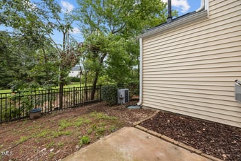 207 Hampshire Downs Dr, Morrisville, NC 27560