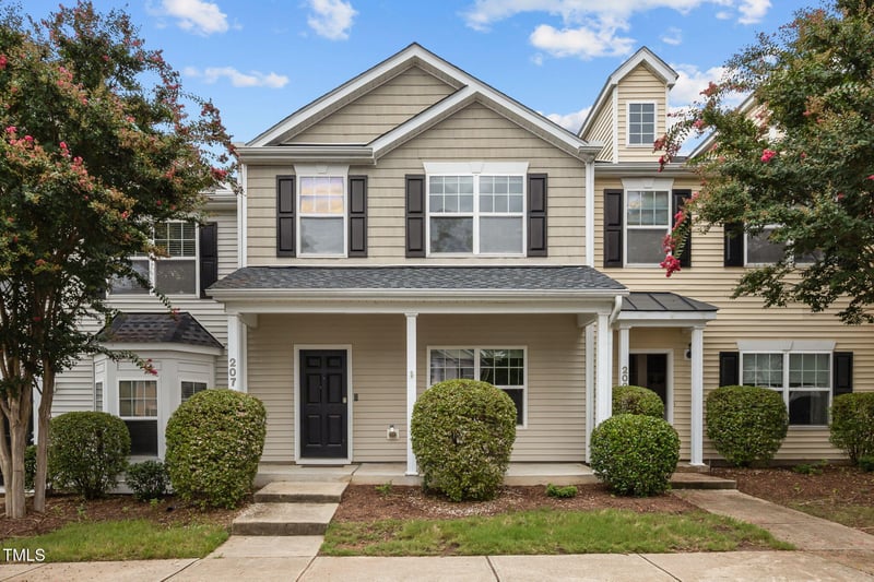 207 Hampshire Downs Dr, Morrisville, NC 27560
