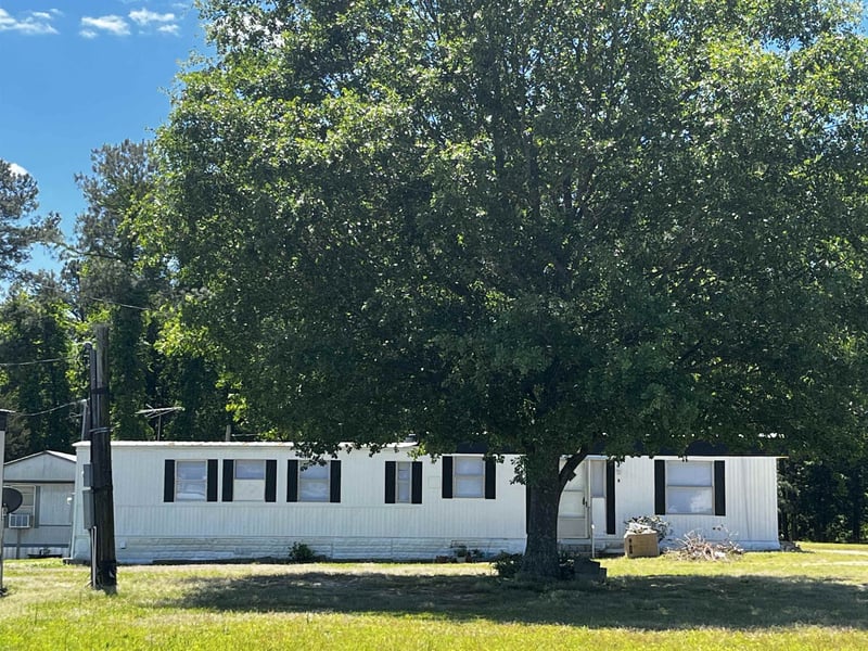 207 Heath Rd, Four Oaks, NC 27524