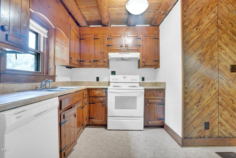 207 High House Rd, Cary, NC 27513