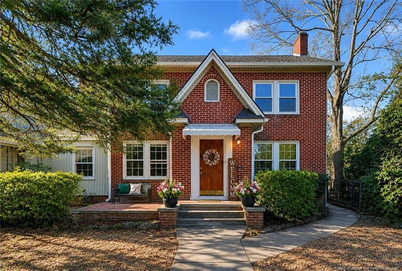 207 Hillcrest Ave, Fayetteville, NC 28305