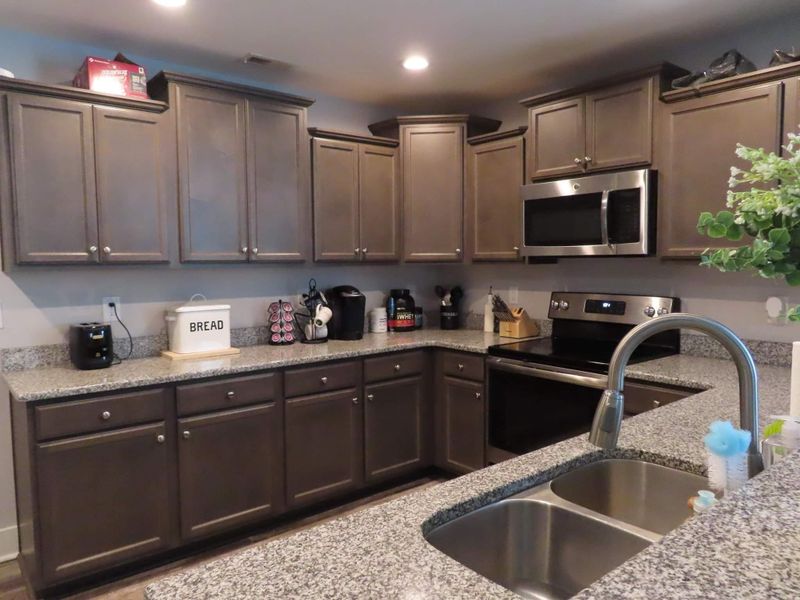 207 E Holmes St, Benson, NC 27504