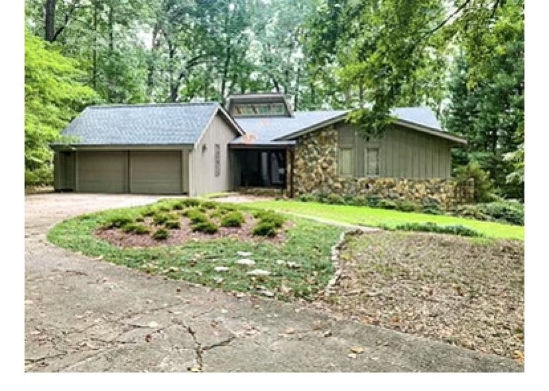 207 Homestead Dr, Cary, NC 27513