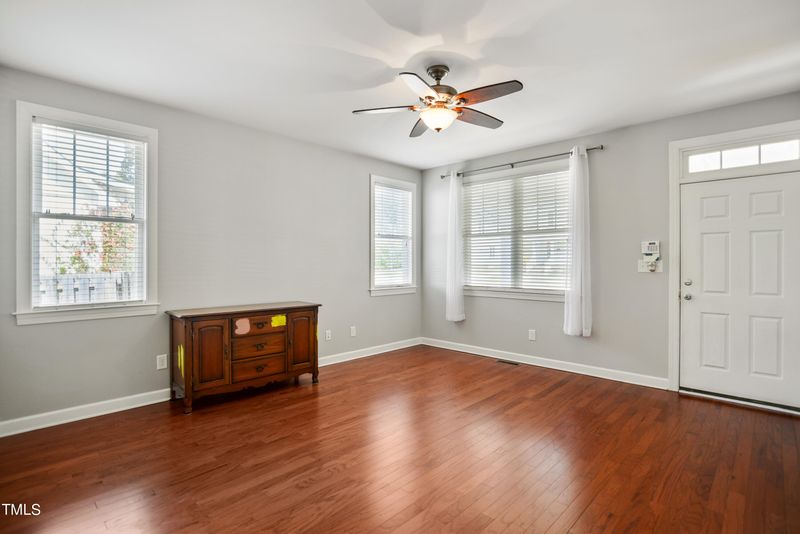 207 Idlewild Ave, Raleigh, NC 27601
