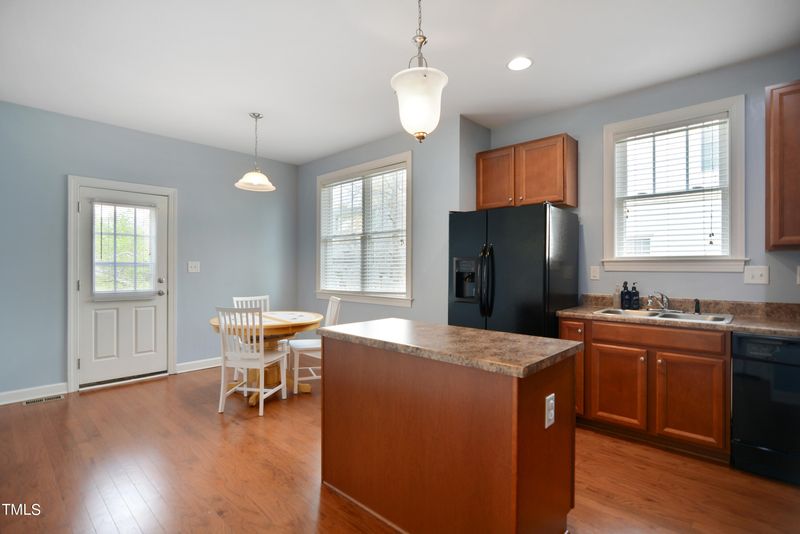 207 Idlewild Ave, Raleigh, NC 27601