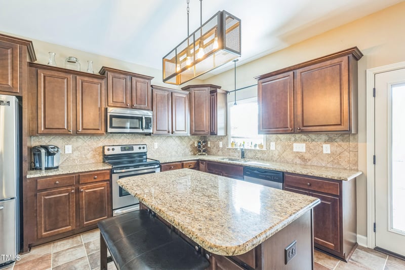 207 Ingram Fields Dr, Goldsboro, NC 27530