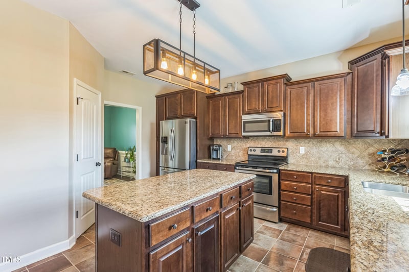 207 Ingram Fields Dr, Goldsboro, NC 27530