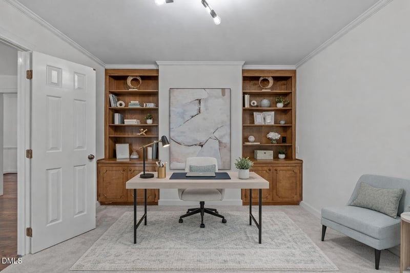 207 Larkwood Ln, Cary, NC 27518