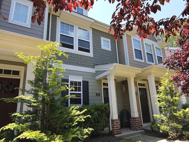 207 Legends Way, Chapel Hill, NC 27516