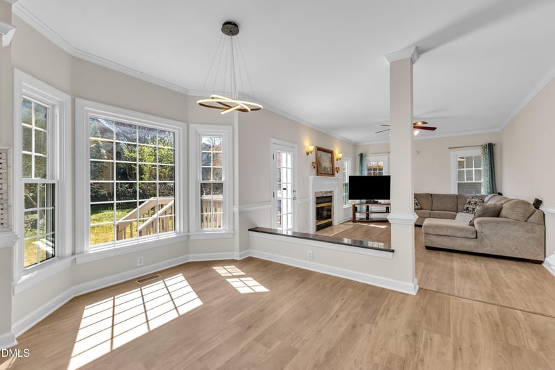 207 Lewey Brook Dr, Cary, NC 27519