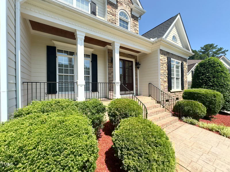 207 Linton Banks Pl, Cary, NC 27513