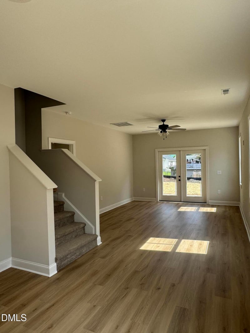 207 Main St #A, Four Oaks, NC 27524