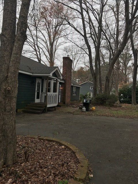 207 Maplewood Dr, Raleigh, NC 27545