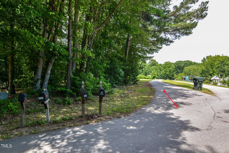 207 Maylon Ln, Clayton, NC 27520