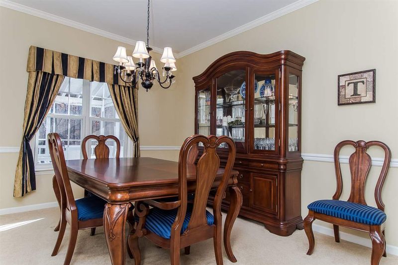 207 Moravia Ln, Cary, NC 27513