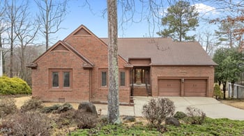 207 Muirfield Ln, Clayton, NC 27527