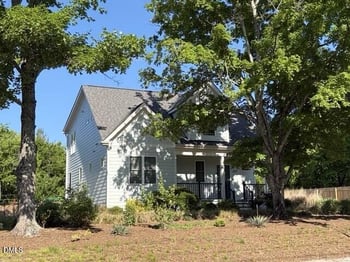 207 Nash St, Hillsborough, NC 27278