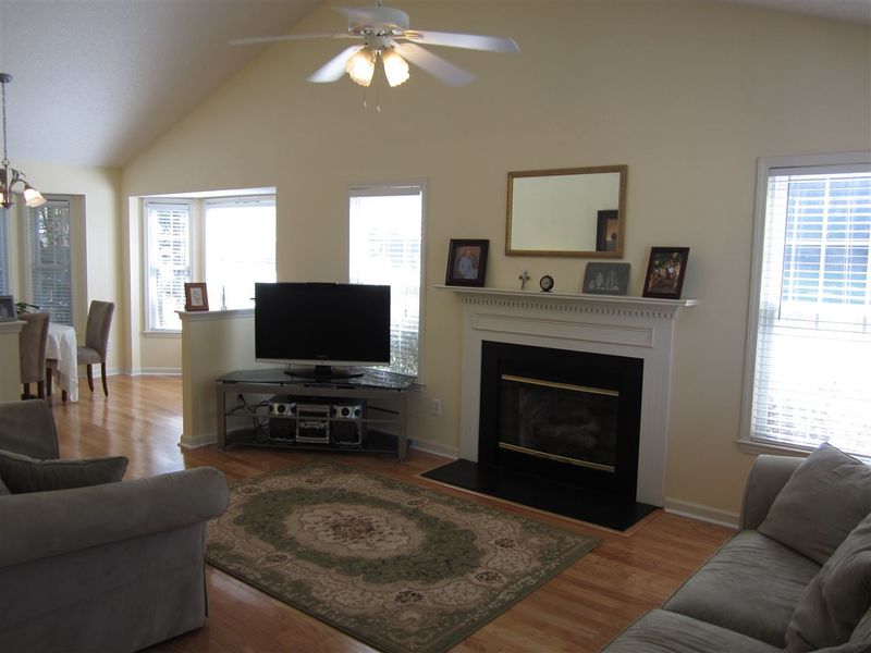 207 Needle Park Dr, Cary, NC 27513
