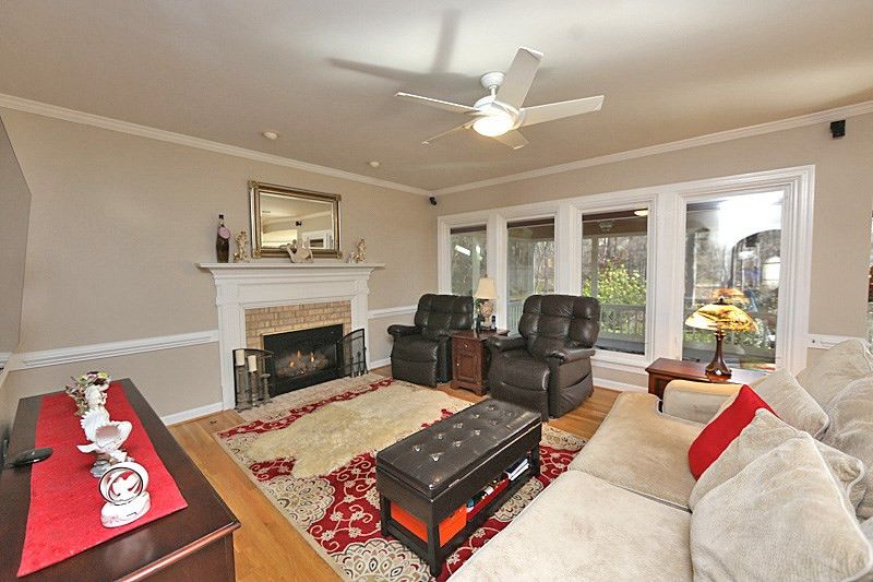 207 Park Valley Ln, Cary, NC 27519