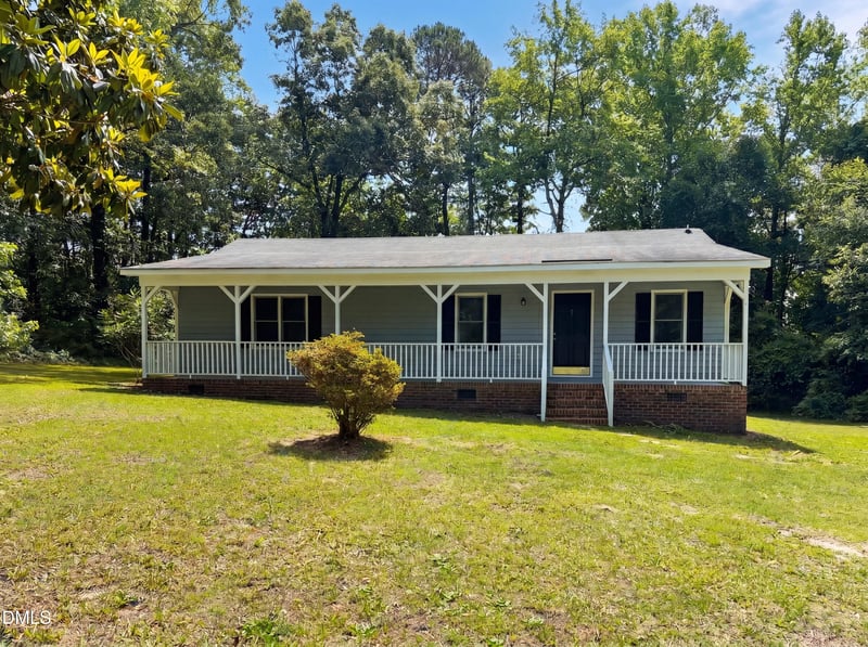 207 Pen Lou Ct, Angier, NC 27501