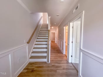 207 Pond View Ct, Fuquay Varina, NC 27526