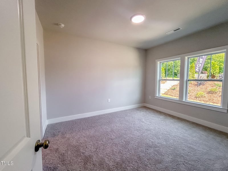 207 Pond View Ct, Fuquay Varina, NC 27526
