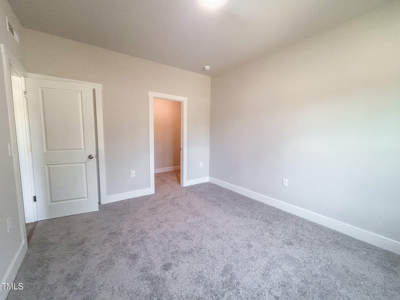 207 Pond View Ct, Fuquay Varina, NC 27526