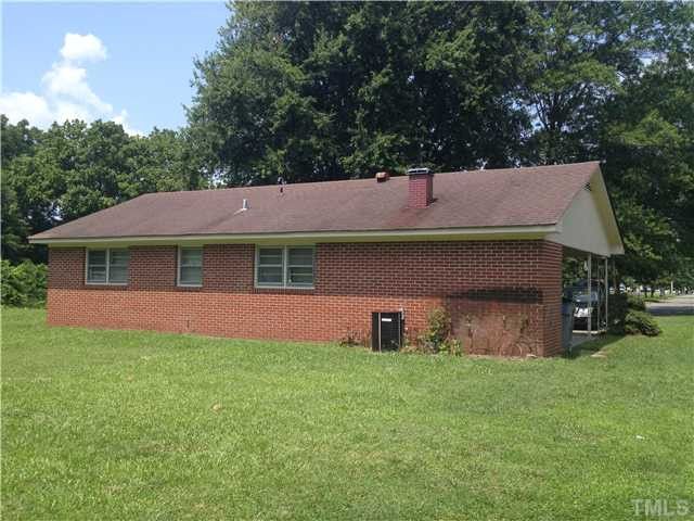 207 Poole Dr, Selma, NC 27576