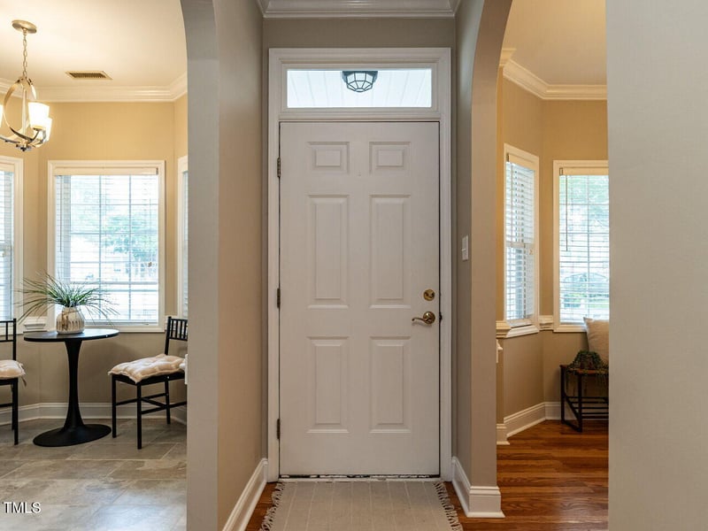207 Reedhaven Dr, Cary, NC 27513